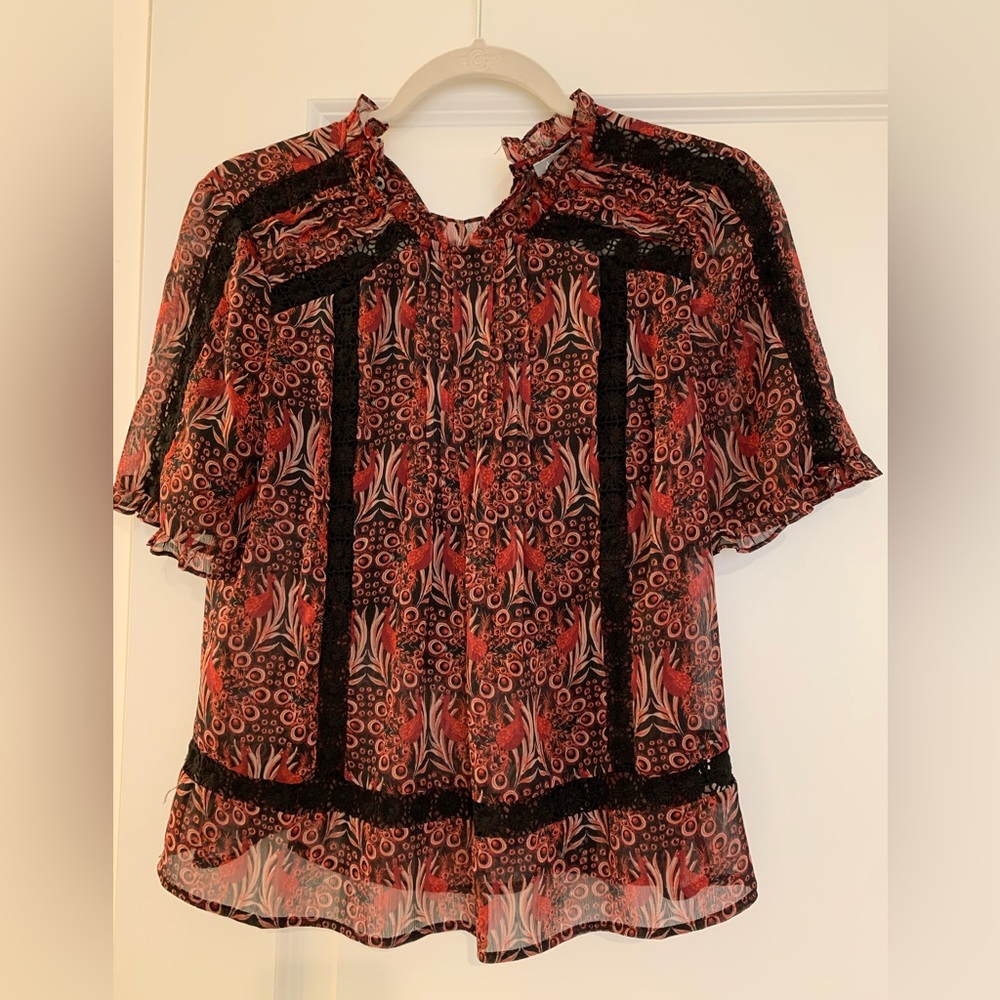 Great condition Anthropologie size XS short sleeve lined blouse